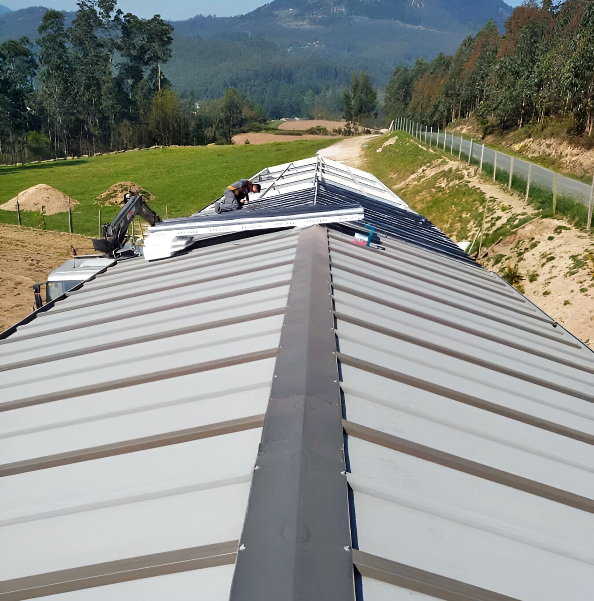 Trabajos metálicos en O Valadouro